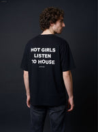 HOT GIRLS LISTEN TO HOUSE